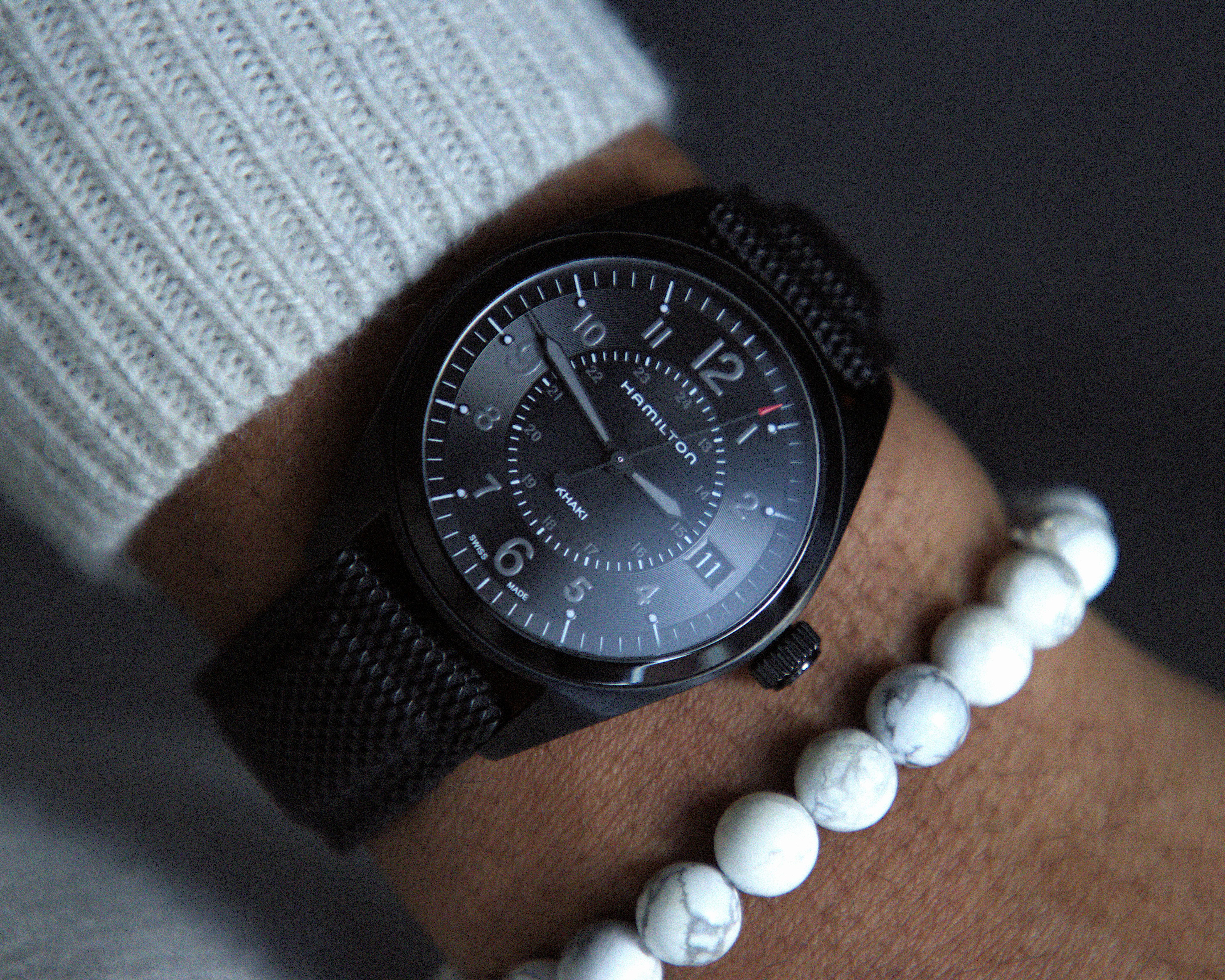 Hamilton Watch Khaki Field Quartz Swiss Made 40mm Watch Black H6840173