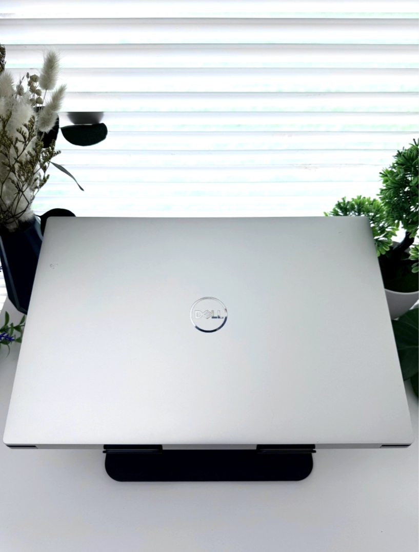 DELL XPS 15 9530 LAPTOP, INTEL CORE I7 13TH GEN 512GB SSD 16GB RAM + BUNDLE