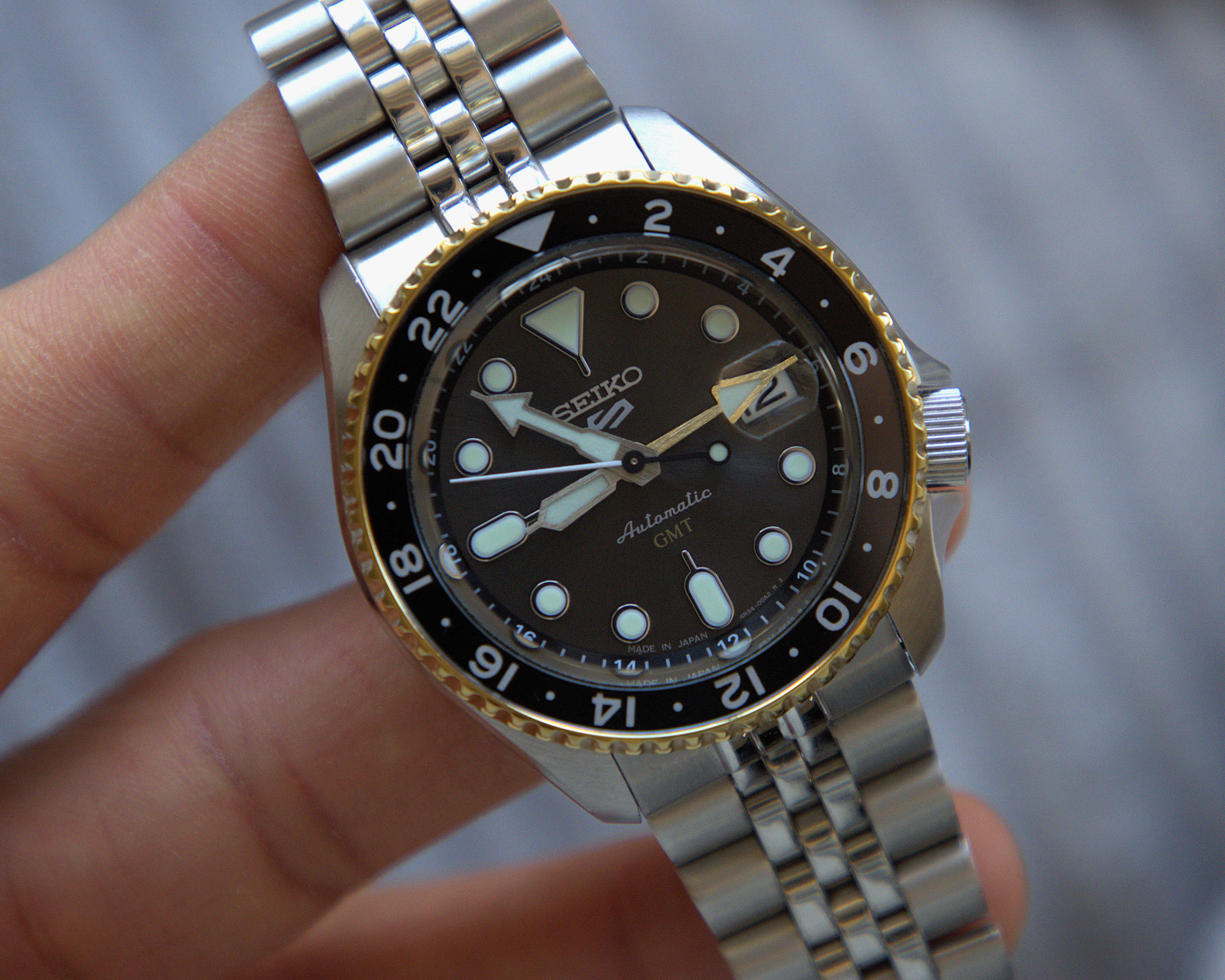 Seiko 5 Sports Grey Dial GMT Gold Accents Bezel SSK021K1