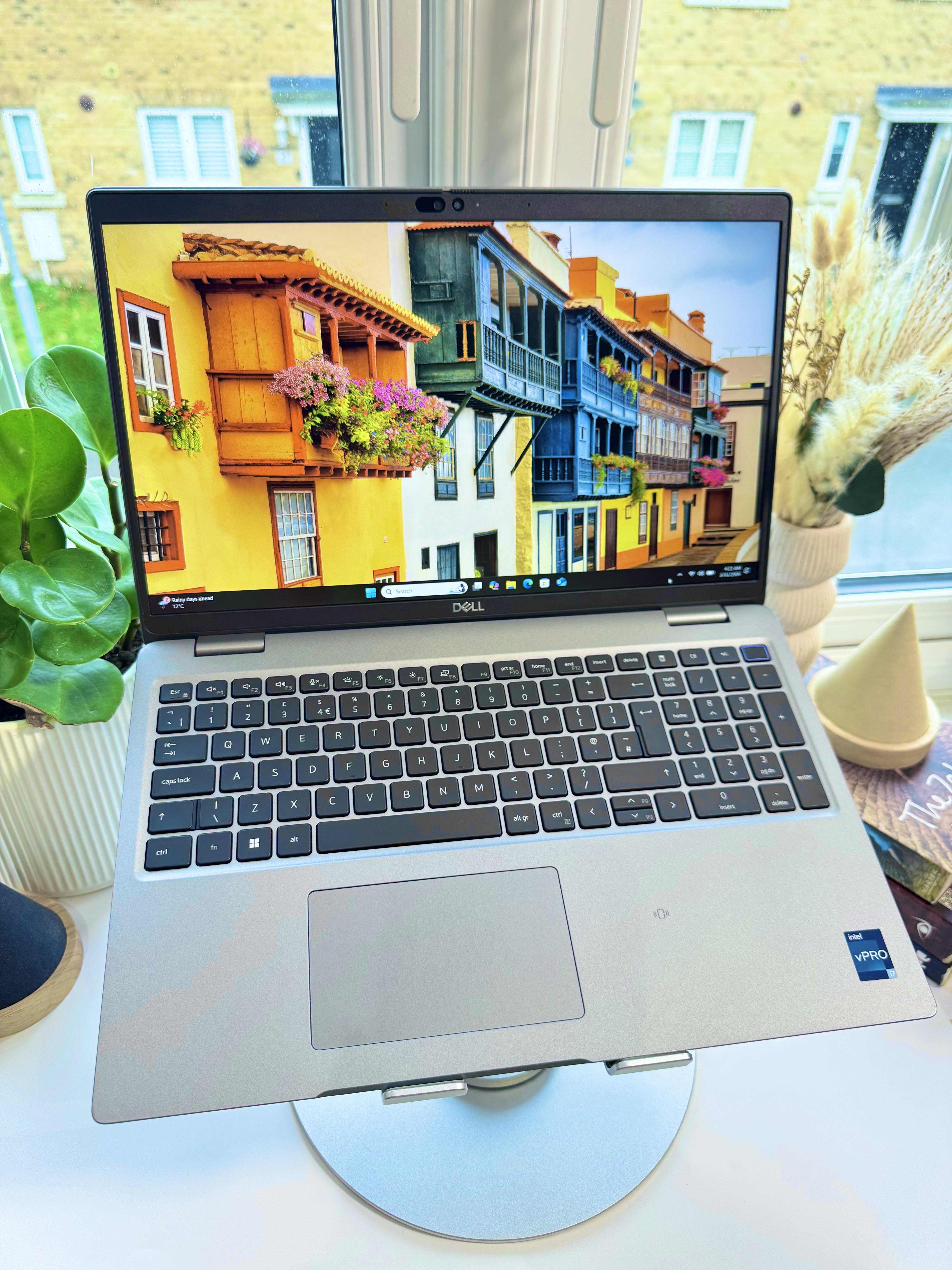 Dell Latitude 5540 Laptop - Intel Core i7 13th Gen 32GB Ram 1TB SSD