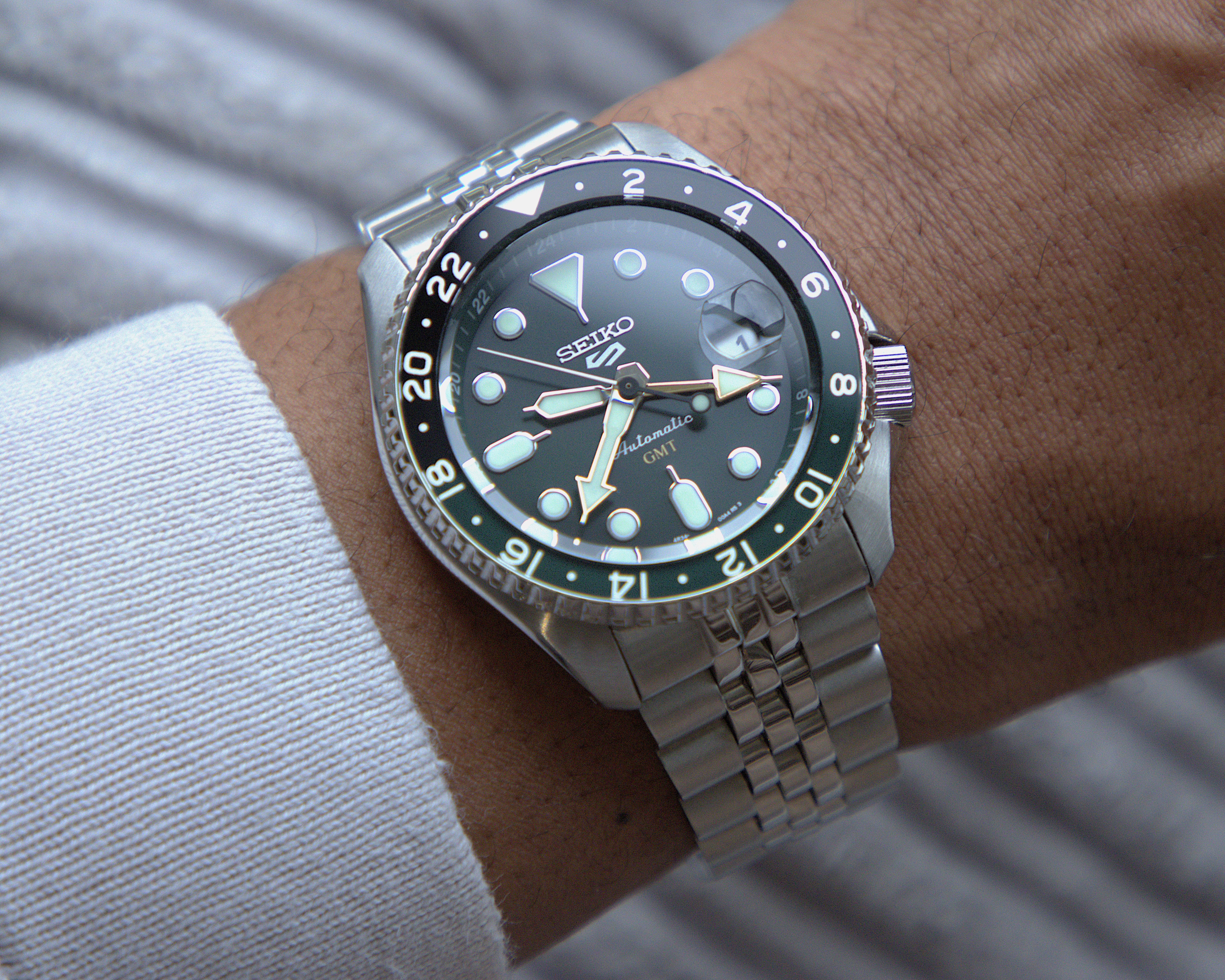 Seiko 5 Sport Automatic Watch GMT SKX Green Dial Men's Watch SSK035K1