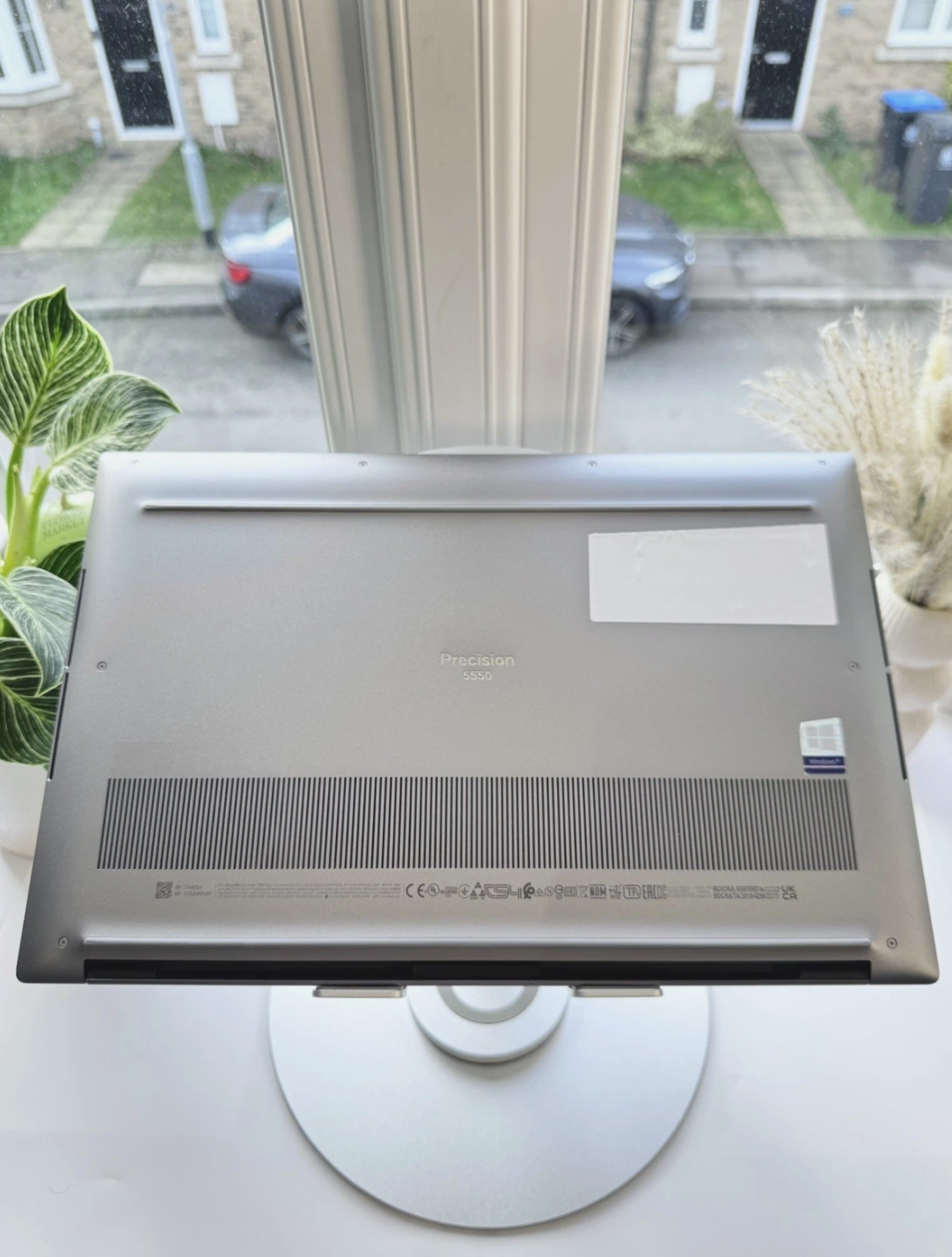 Dell Precision 15 5550 Laptop - Intel i7 10th Gen 16GB 1TB SSD NVIDIA