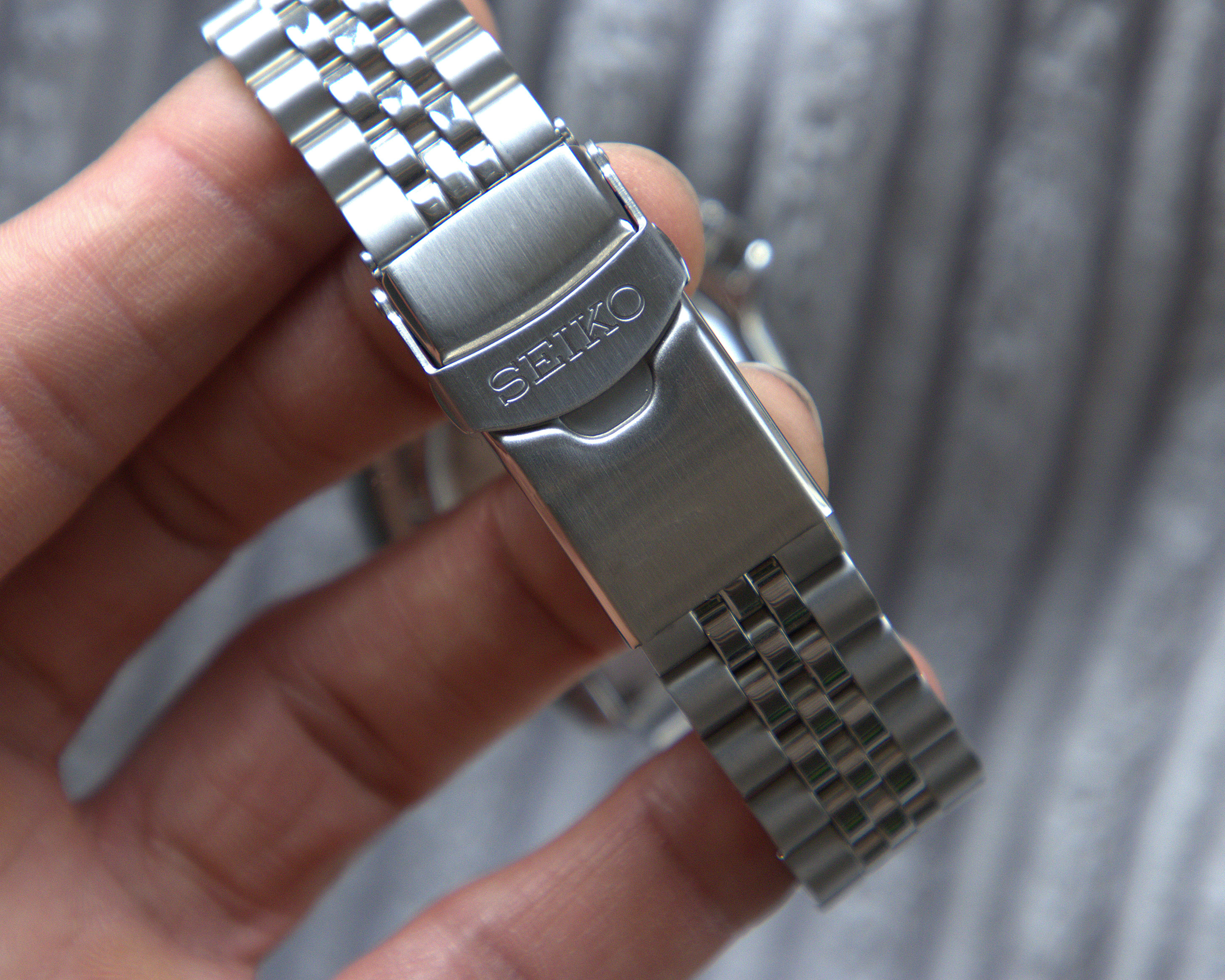 Seiko 5 Sport Automatic Watch GMT SKX Green Dial Men's Watch SSK035K1