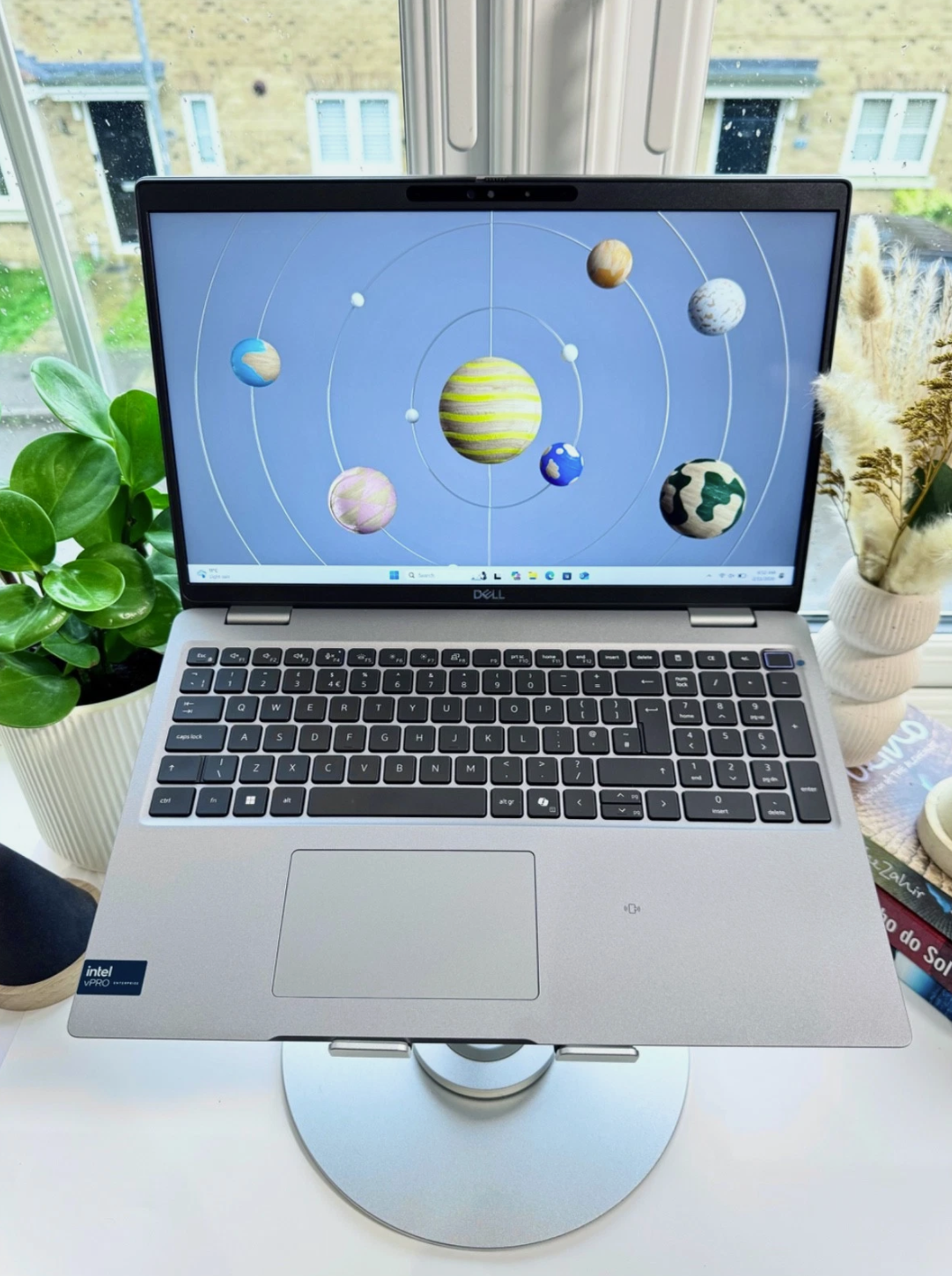 Dell Latitude 5550 - Intel Core Ultra 5 135U Touchscreen, 32GB Ram 1TB SSD