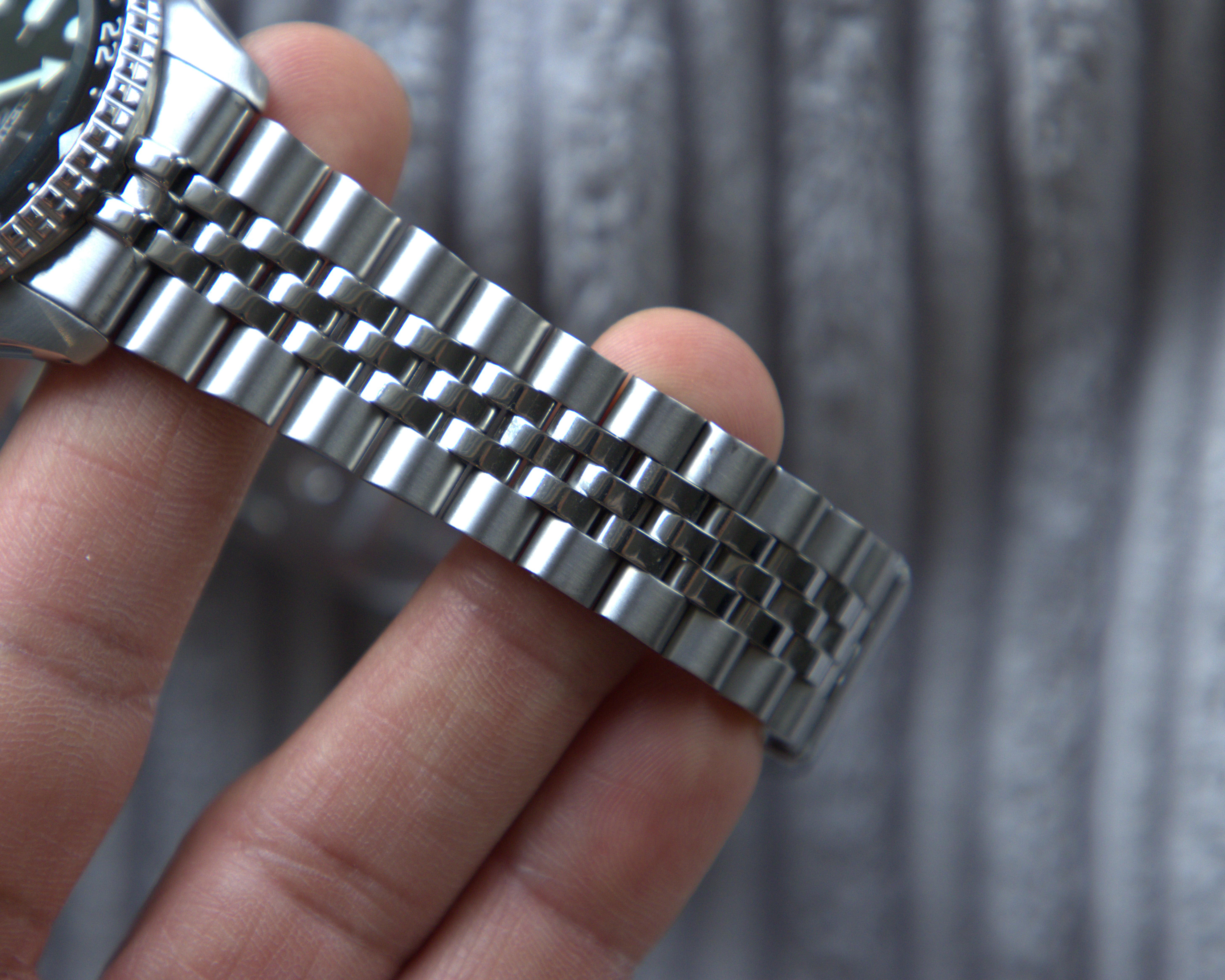 Seiko 5 Sport Automatic Watch GMT SKX Green Dial Men's Watch SSK035K1