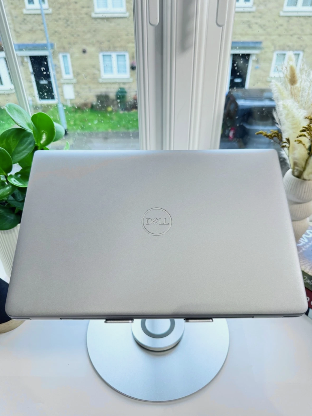 Dell Latitude 5550 - Intel Core Ultra 5 135U Touchscreen, 32GB Ram 1TB SSD