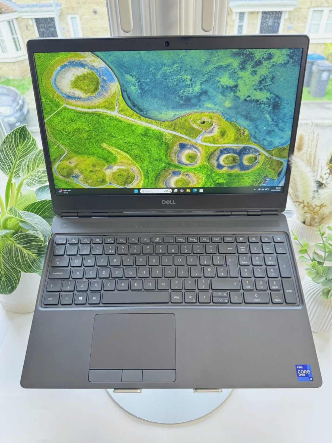 Dell Precision 7560 Laptop - Intel Core i9 11th Gen 64GB RAM 1TB SSD + Bundle