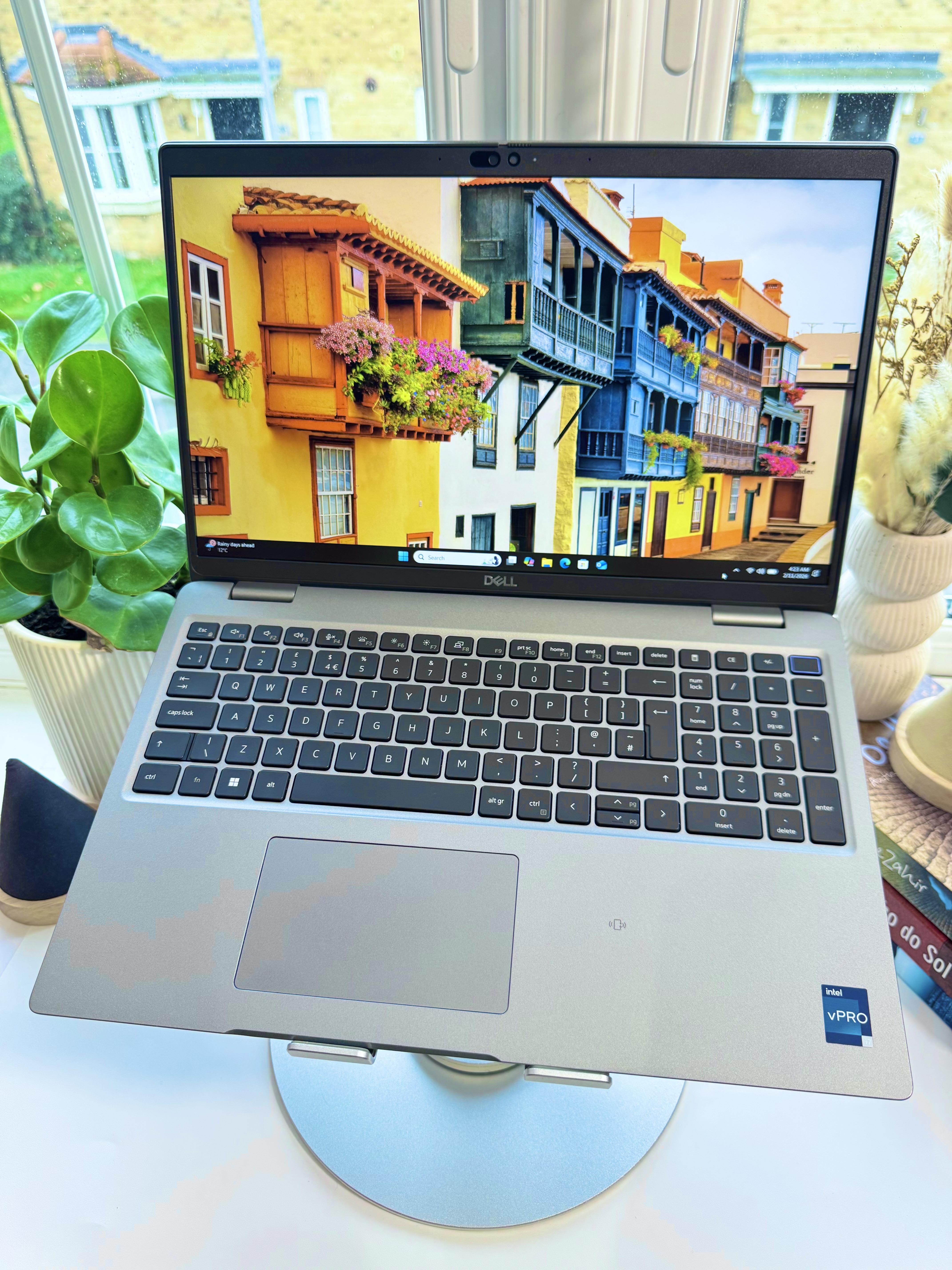 Dell Latitude 5540 Laptop - Intel Core i7 13th Gen 32GB Ram 1TB SSD