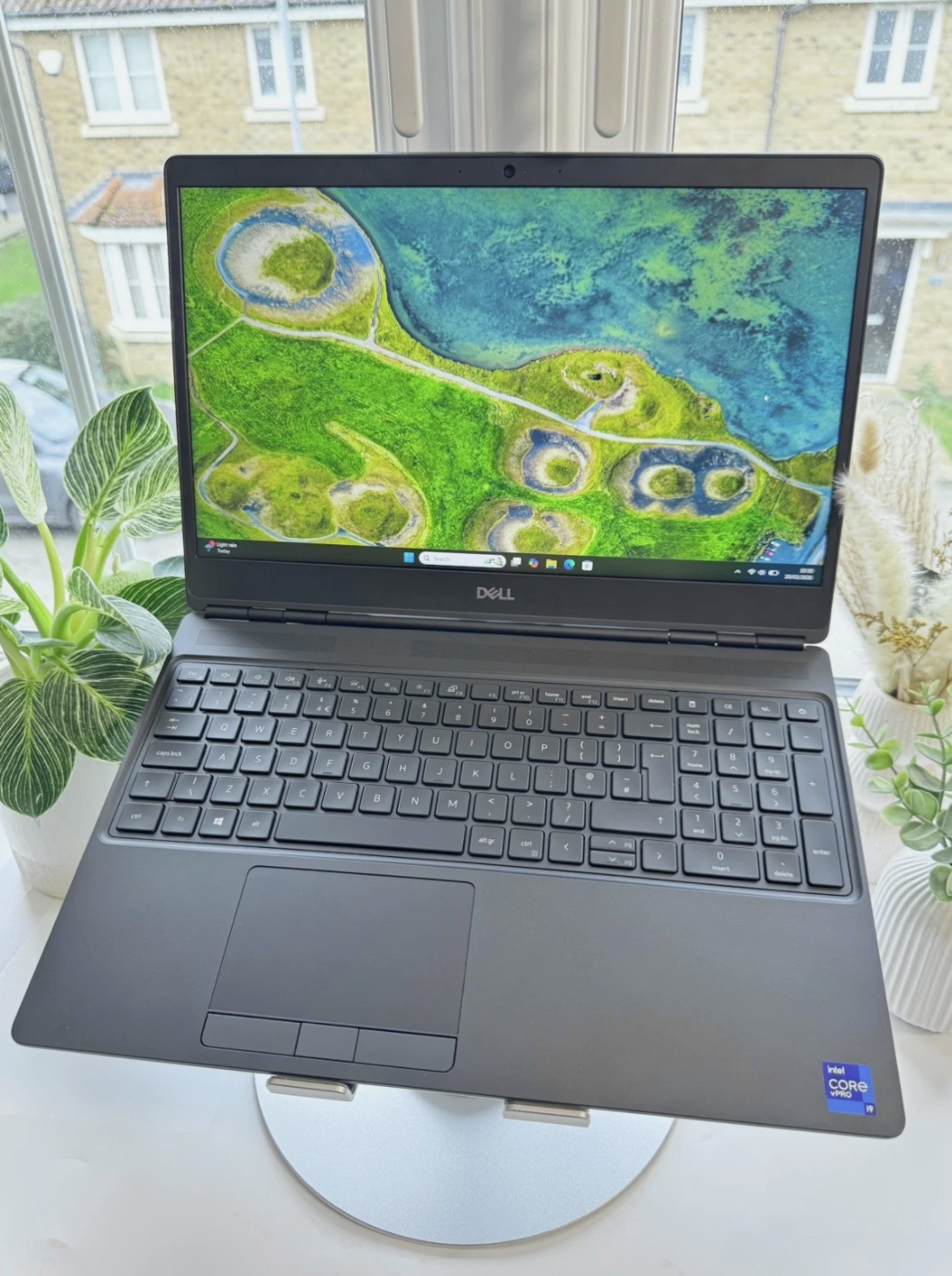 Dell Precision 7560 Laptop - Intel Core i9 11th Gen 64GB RAM 1TB SSD + Bundle