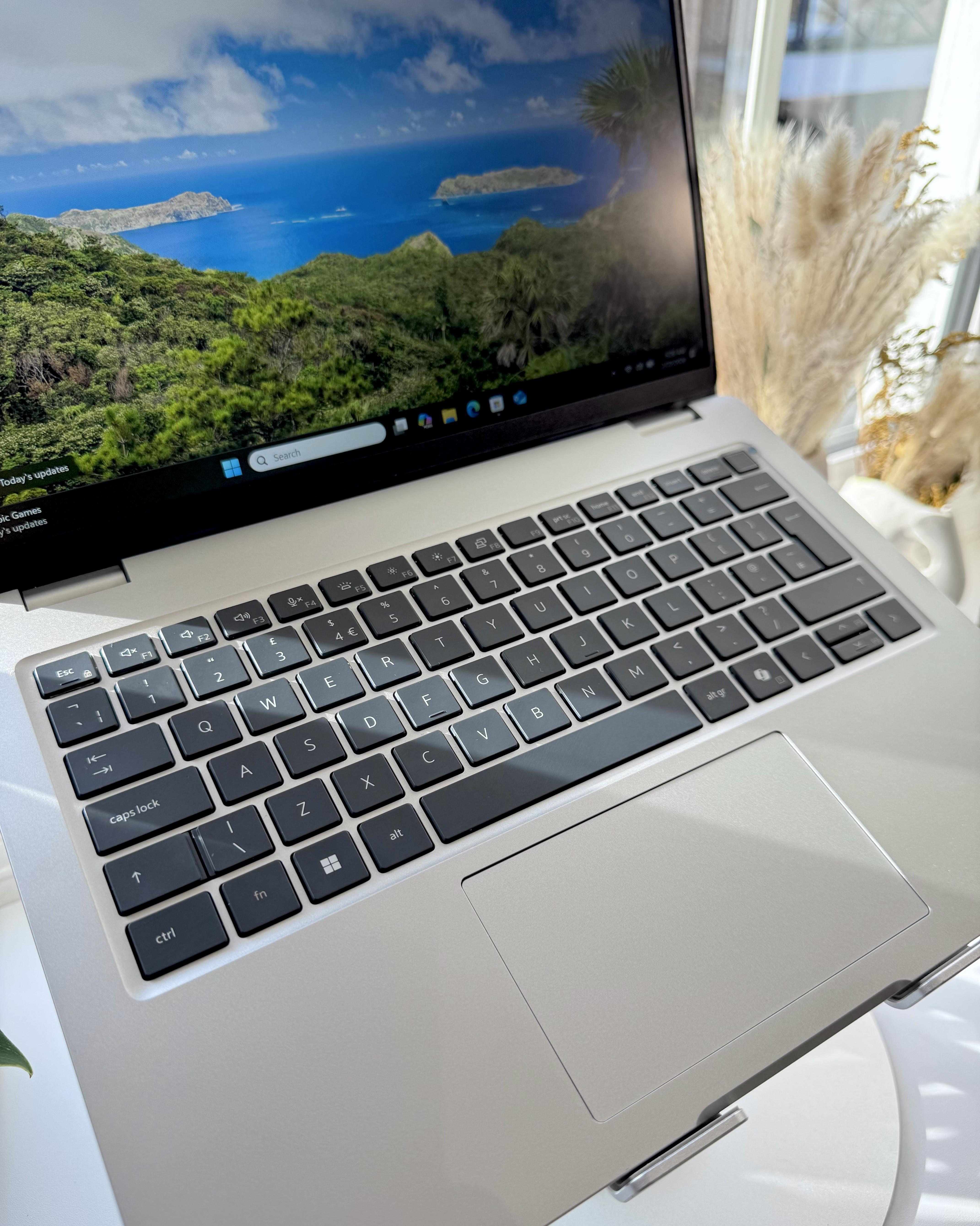 Dell Pro 14 Plus Laptop - Intel Core Ultra 7 265U 16 GB 512GB SSD