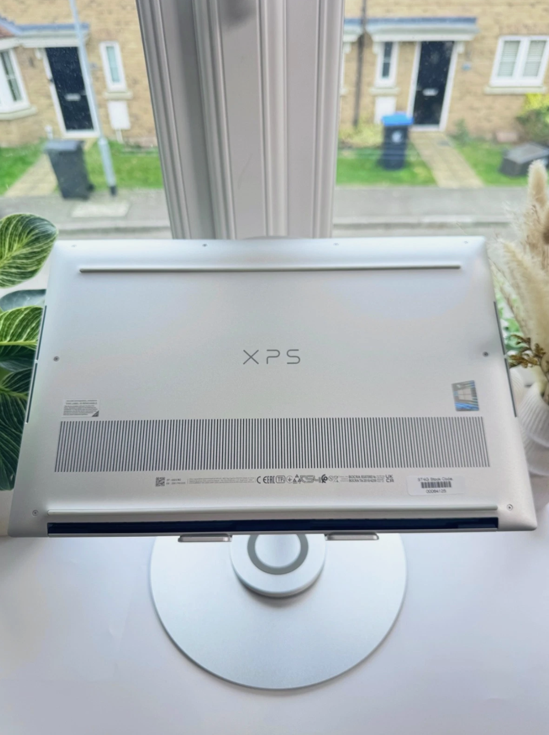 Dell XPS 9510 Laptop - Intel i7 11th Gen, 4K Touch 32GB Ram 1TB SSD NVIDIA GeForce RTX 3050 Ti