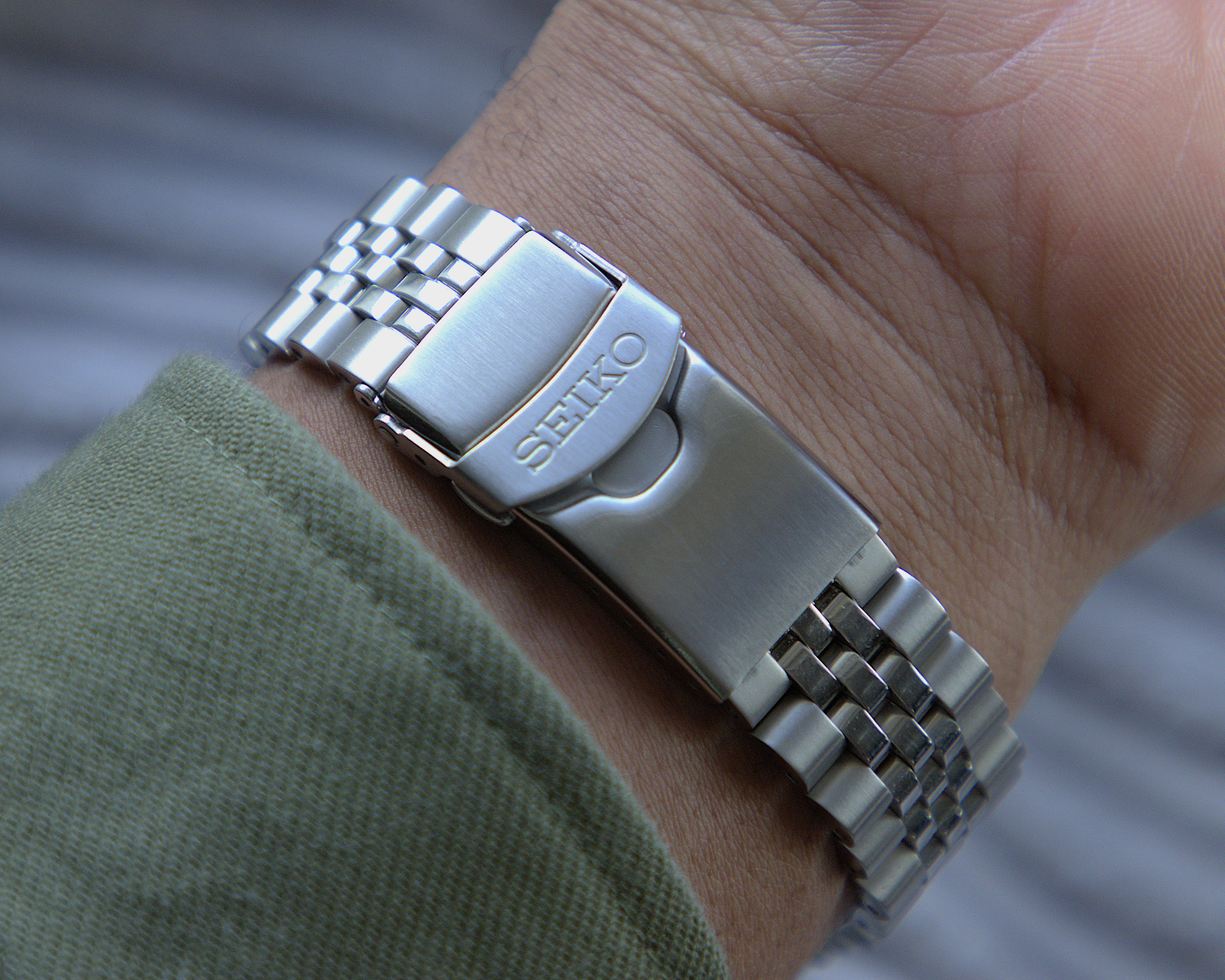 Seiko 5 Sport Automatic Watch GMT SKX Green Dial Men's Watch SSK035K1