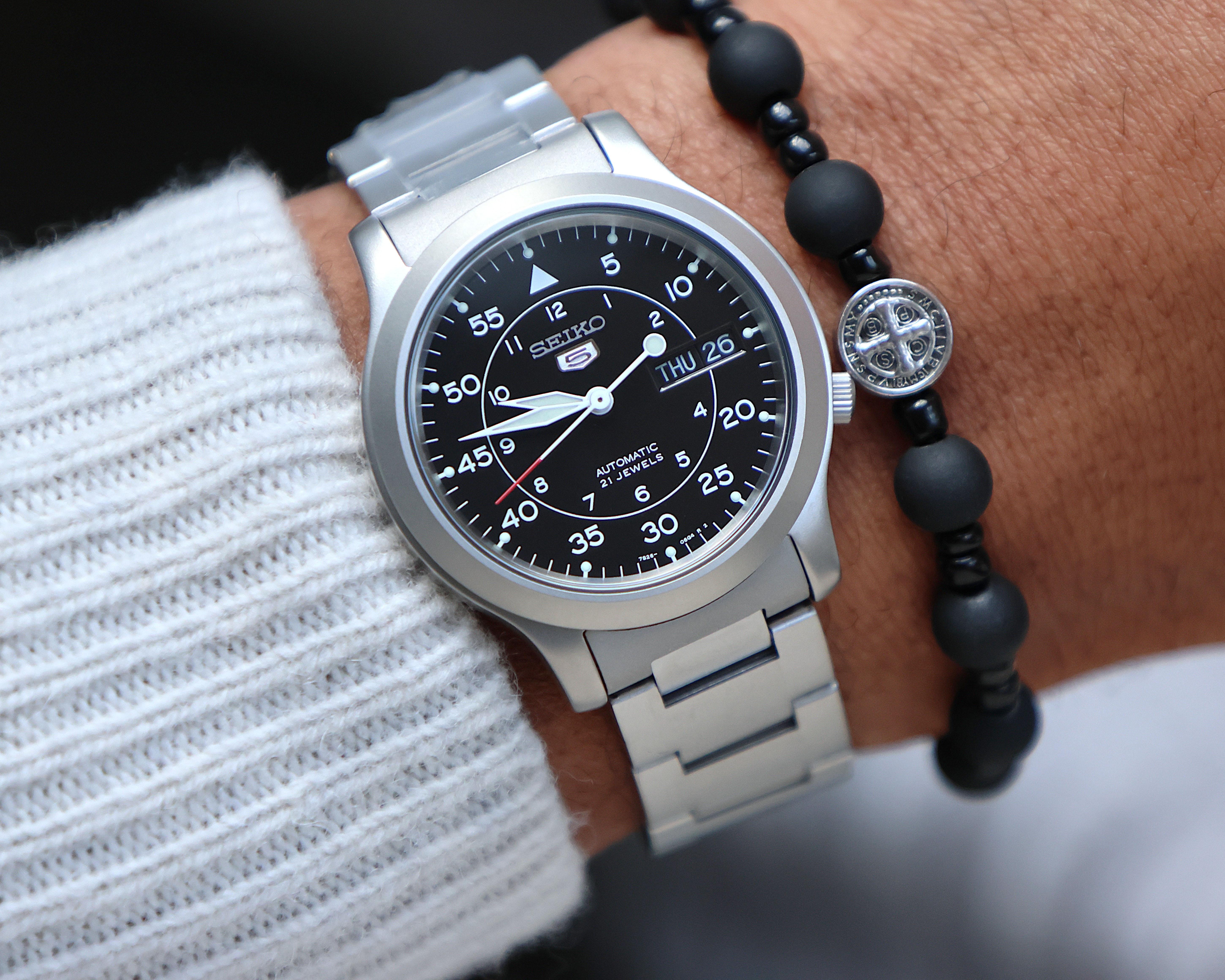 Seiko Men's Automatic Silver Stainless Steel Black Dial Watch SNK809K1