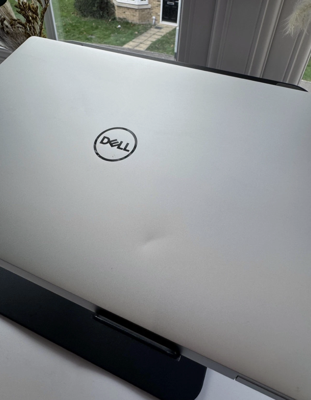 Dell XPS 13 Plus 9320 (White) - Intel Core i7 12th FHD+ 1TB SSD 16GB RAM