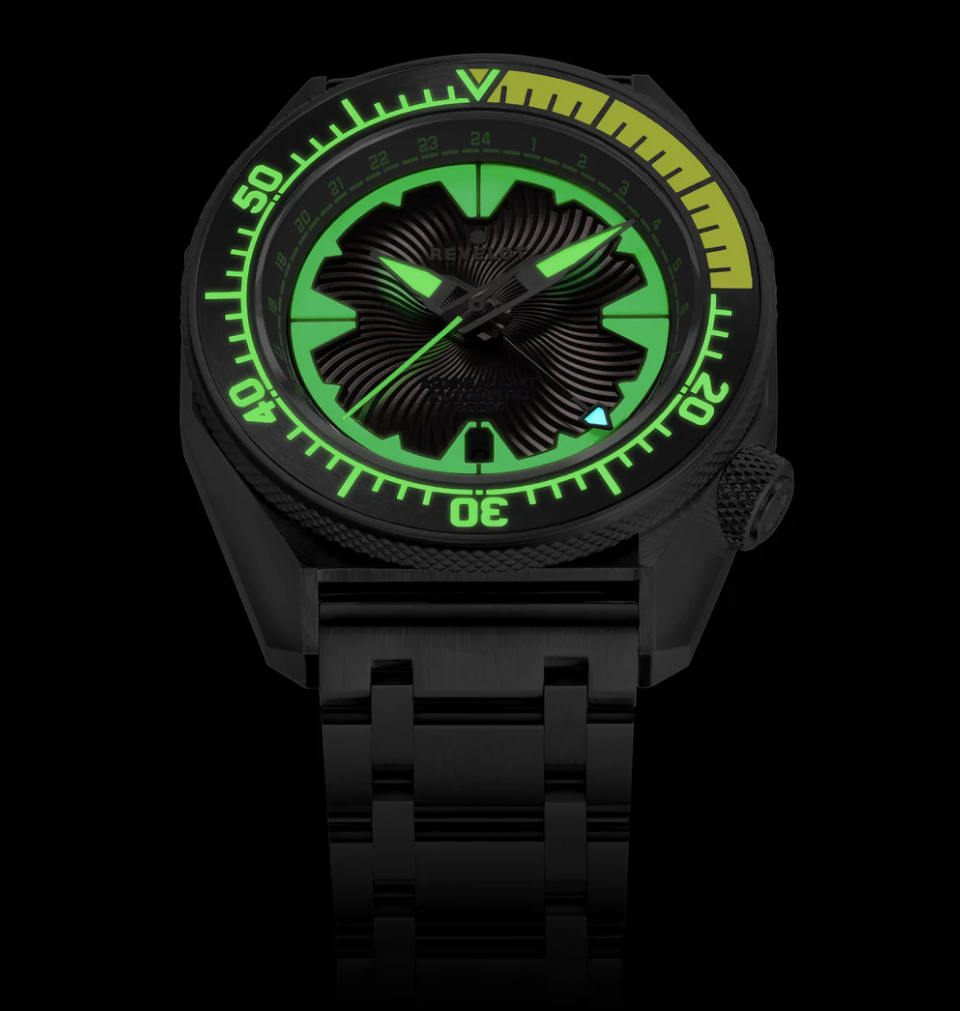 Revelot R10 Admiral GMT Molten Steel – Seiko NH34 Automatic Watch - RRP £312