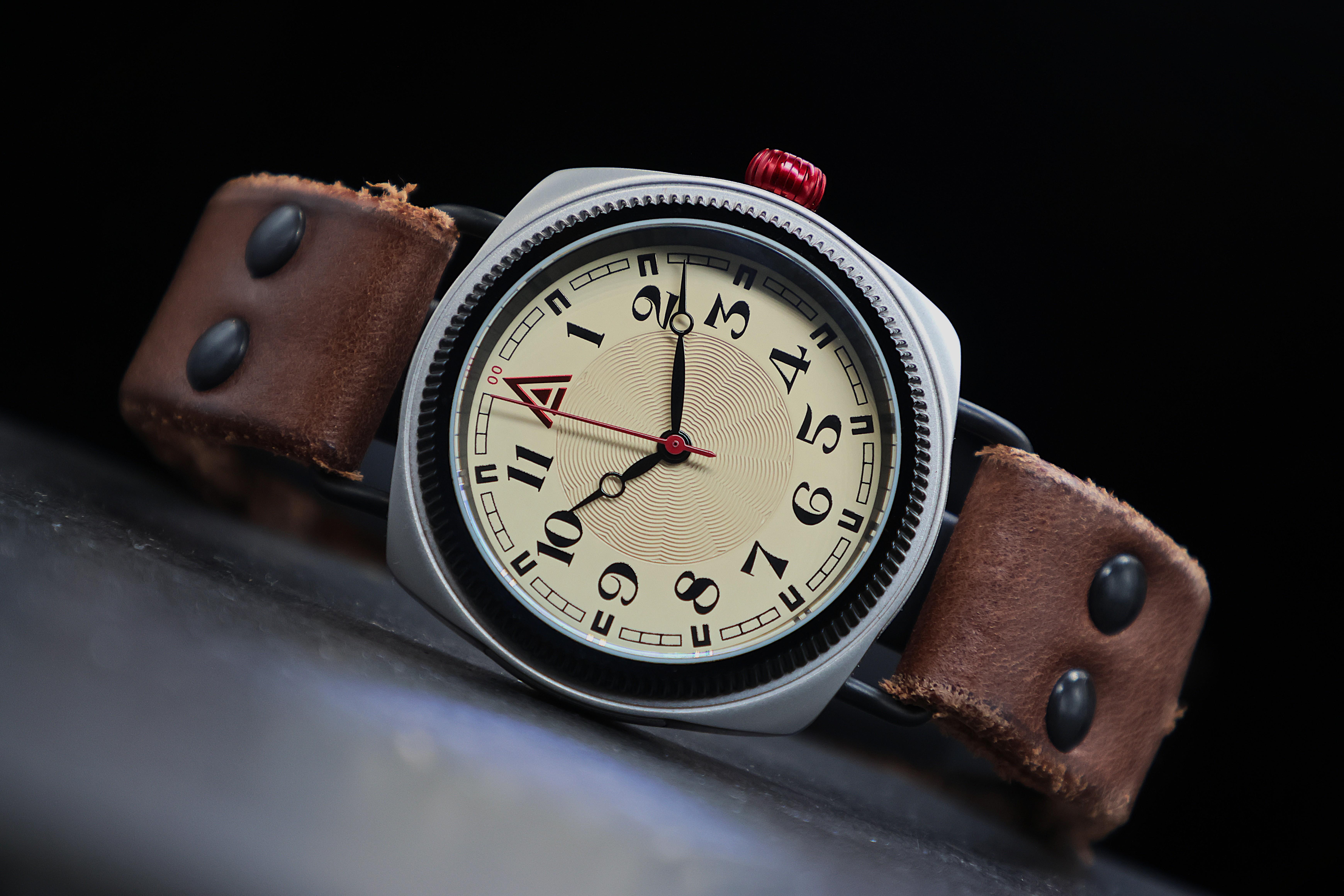 WT AUTHOR Men's Watch Model Nº 1929 Cream Dial - British Made & Limited Edition